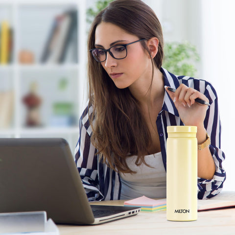 Milton Minimate 260 Thermosteel Insulated Water Bottle, 260 ml, Ivory | Hot and Cold | Leak Proof | Office Bottle | Sports | Home | Kitchen | Travel | Easy to Carry | Rust Proof Milton Minimate 260 Thermosteel Insulated Water Bottle, 260 ml, Ivory | Hot and Cold | Leak Proof | Office Bottle | Sports | Home | Kitchen | Travel | Easy to Carry | Rust Proof