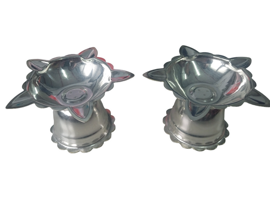 SilverPlated Panchwati Diya set for Puja, 5 Wati Wicks Oil Lamp Deep for Home Mandir Office Temple Pandol Pujan Silver Plated Divine diya set for Pooja for Gifting,Return Gifting,Occasionally Gifting,Utility Gifting,Every Occasion for Festival