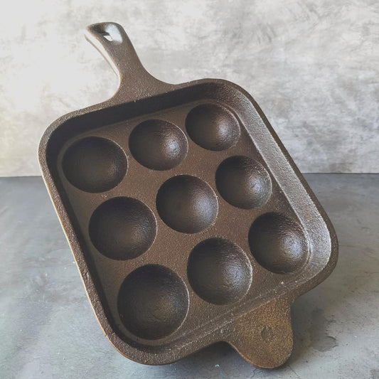 Cast Iron 9 Cavity Paniyaram/Paddu/Ponganalu Pan/Kallu with Handle Appam Maker