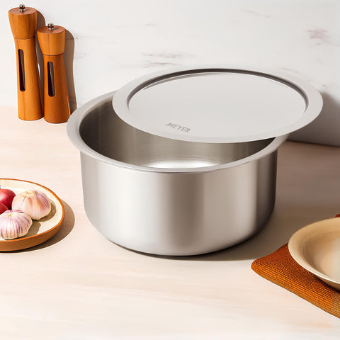 Meyer Triply Stainless Steel Tope with SS 304 Lid | Healthy, Non Toxic | Extended Grip | Bhagona | Tapeli | Patila | for Boiling Milk/Water | 26 CM/6.9 litres Capacity | 10 Year Warranty | Silver