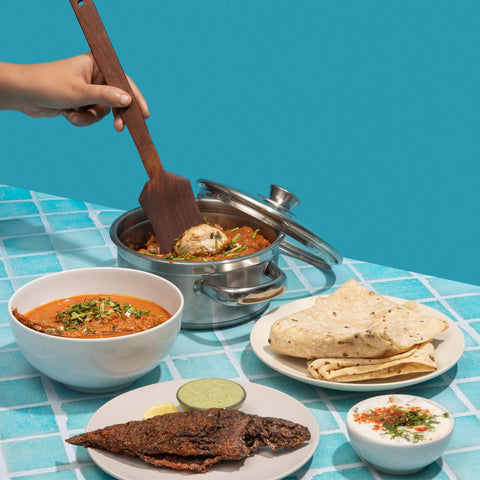 Vinod Two Tone Stainless Steel Sauce Pot/Saucepan with Glass Lid | Steam Vent, Sturdy Handle | 2 Year Warranty | Induction Bottom