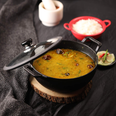 Vinod Legacy Cast Iron Kadai with Glass Lid (22 cm) | Pre-Seasoned & Stick-Free | Ideal for Sabzi, Frying & Curries | 100% Pure & Toxin-Free | Safety Sleeve | Rust Resistant