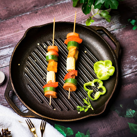 Aarogyam Cast Iron Grill Pan – 10-inch (25 cms) | Round| Short Double Handle | Pre-Seasoned | Gas & Induction Compatible | Non-Toxic | Naturally Non-Stick | Oven Safe (2.2 Kgs)