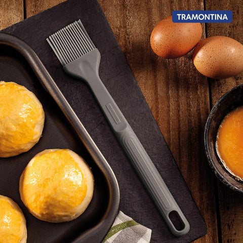 Tramontina Softta Silicone Basting Brush – Grey, Heat Resistant to 210°C – Ideal for Sauces, Marinades, Glazes, Butter – Baking, BBQ & Cooking Tool