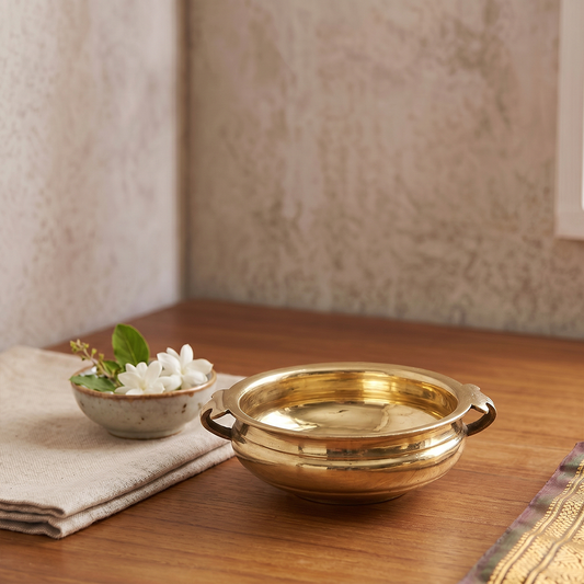Handicraftscart Brass Urli – Traditional Decorative Bowl for Pooja, Floating Flowers & Home Decor