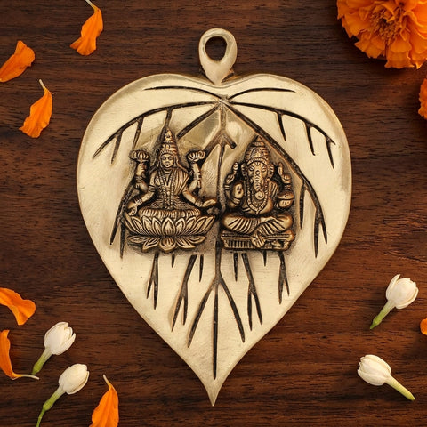 Agromech Brass Lakshmi Ganesh Leaf Plate Wall Hanging – Traditional Spiritual Home Decor