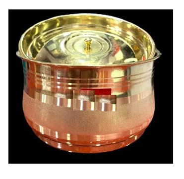 BR. Tango Dish No.3 – Elegant Brass Serving Dish for Stylish Dining & Festive Occasions
